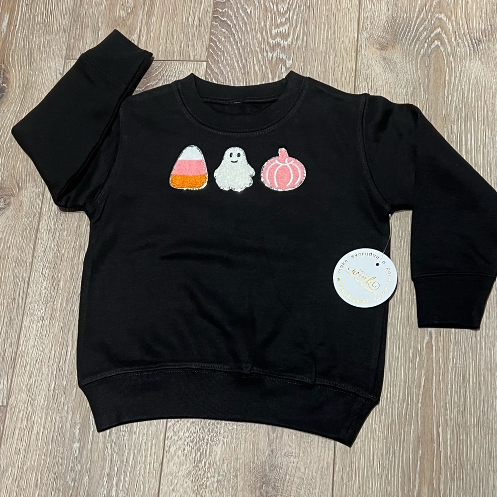 Sweet Wink Sweatshirt•Halloween Treats